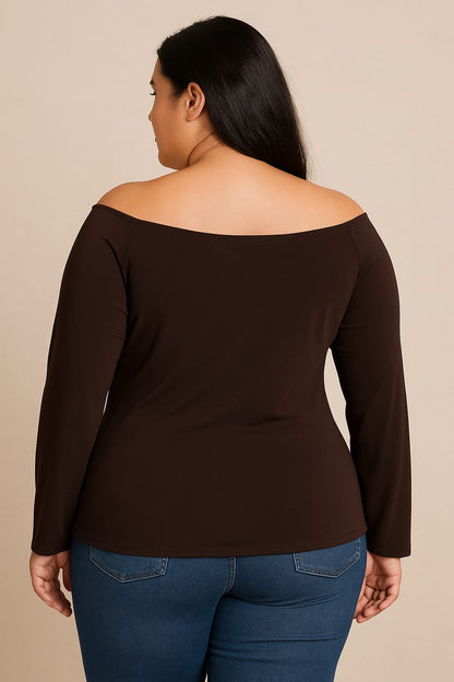 Blusa marrón cuello descubierto